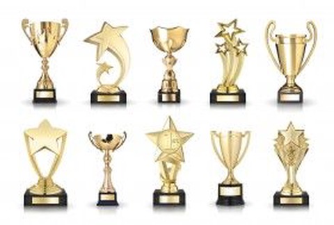 天天酷跑怎么查奖杯